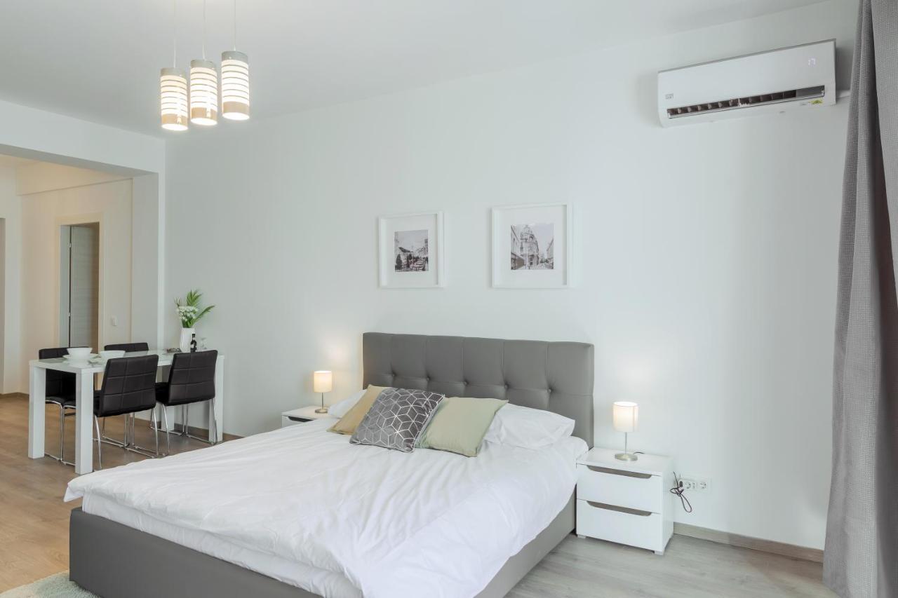 Atlas Unirii: Upscale Flats In The Heart Of Bucharest! ภายนอก รูปภาพ