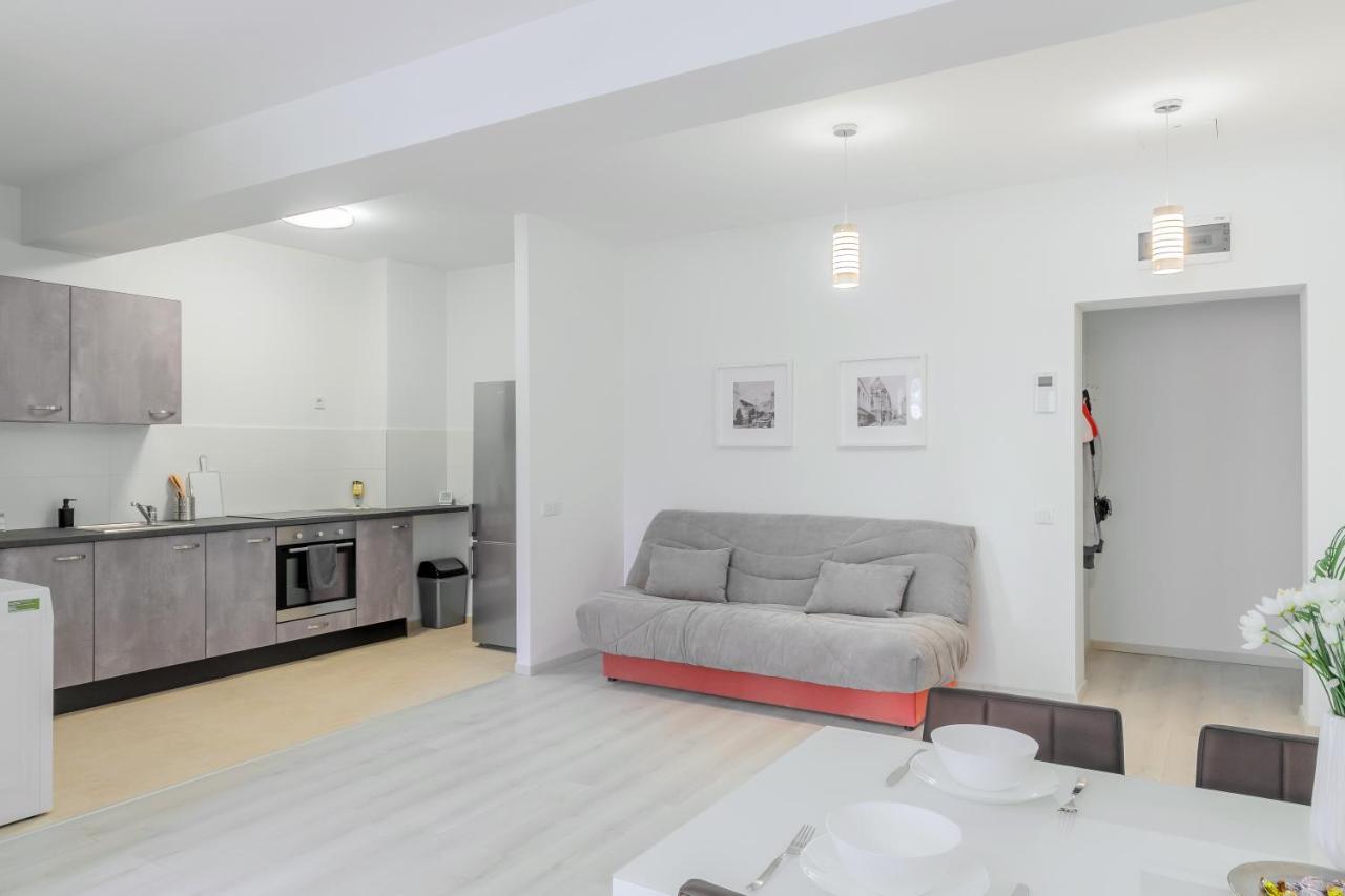 Atlas Unirii: Upscale Flats In The Heart Of Bucharest! ภายนอก รูปภาพ