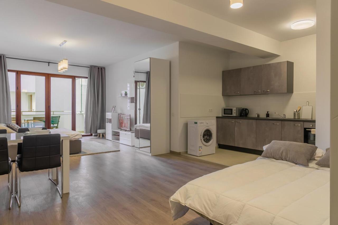 Atlas Unirii: Upscale Flats In The Heart Of Bucharest! ภายนอก รูปภาพ