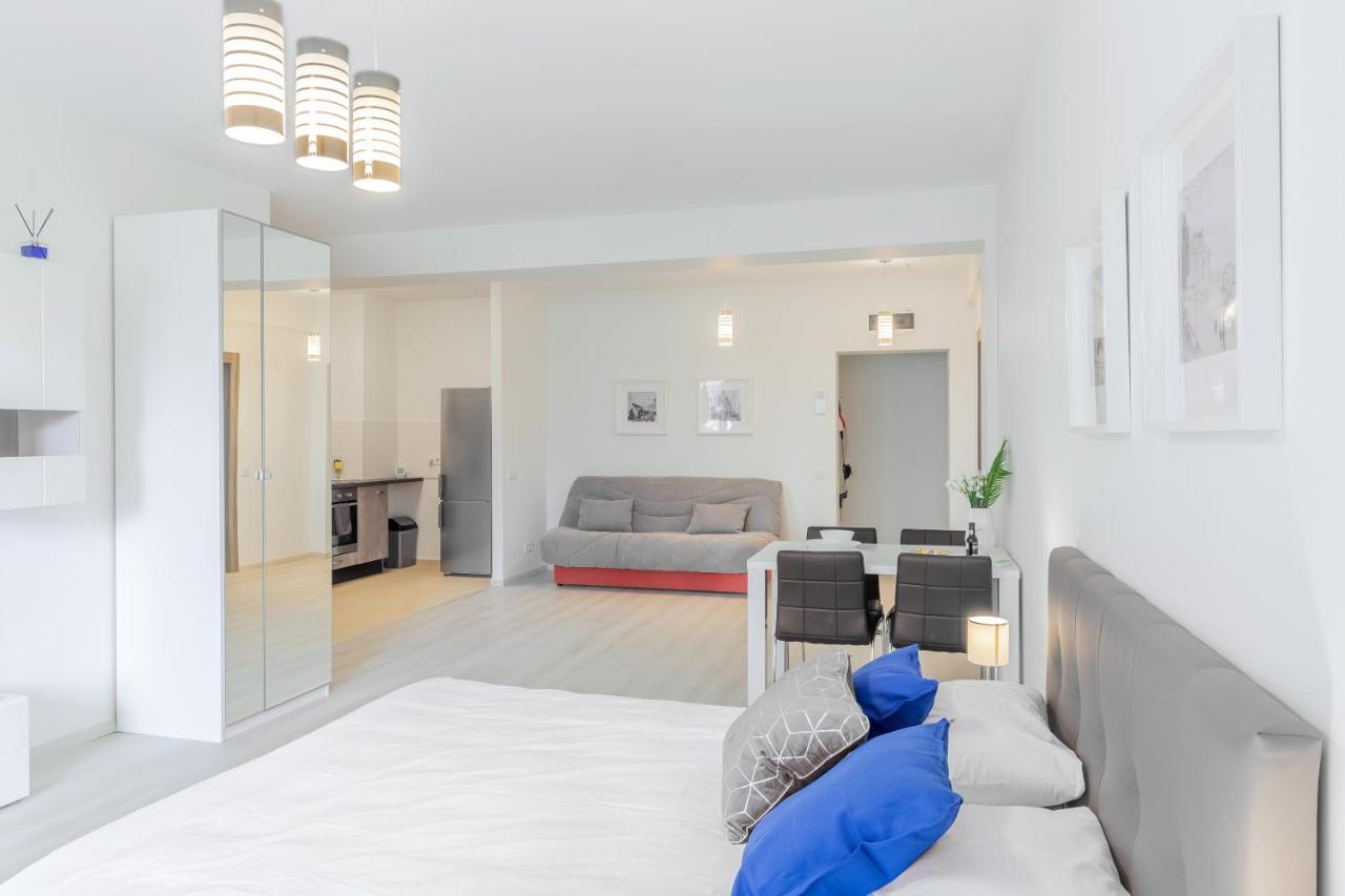 Atlas Unirii: Upscale Flats In The Heart Of Bucharest! ภายนอก รูปภาพ