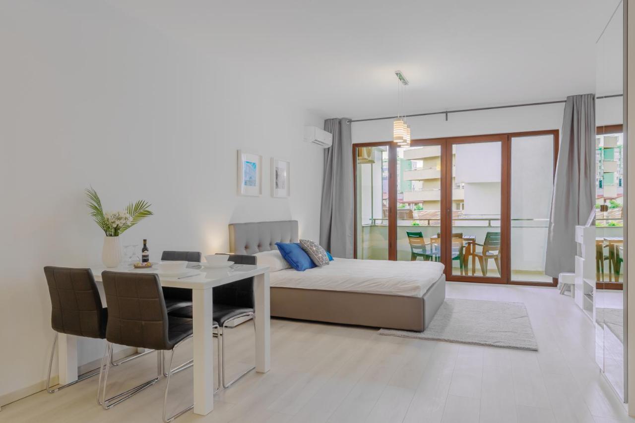 Atlas Unirii: Upscale Flats In The Heart Of Bucharest! ภายนอก รูปภาพ