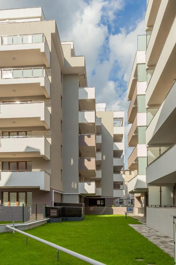 Atlas Unirii: Upscale Flats In The Heart Of Bucharest! ภายนอก รูปภาพ